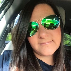 Meet your Posher, Jenna